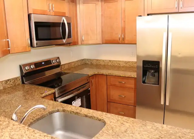 Property at 1526 SE Royal Green Cir Unit L-108, Port St. Lucie, FL, 34952, 1 bed, 1 bath, [object Object]
