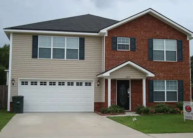 Property at 208 Guyett Ave, Hinesville, GA, 31313, 4 beds, 2.5 baths, [object Object]