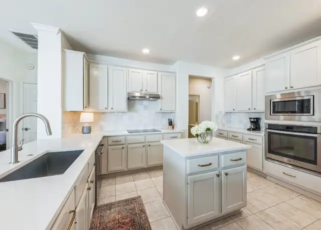 Property at 11817 Lake Stone Dr, Austin, TX, 78738, 3 beds, 2 baths, [object Object]