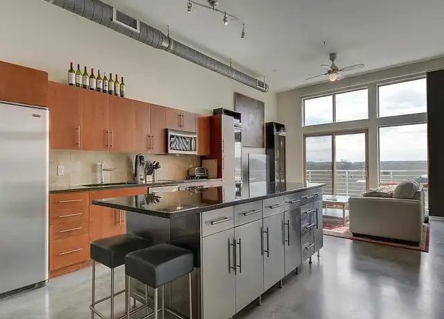 Property at 2124 E 6th St Unit 693, Austin, TX, 78702, 1 bed, 1 bath, [object Object]