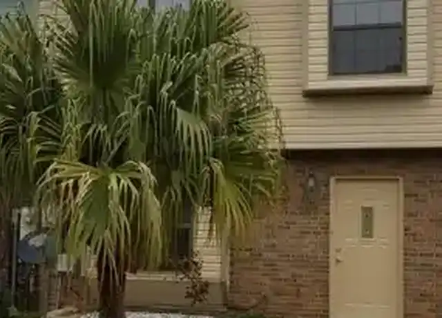 Property at 8412 Williamsburg Cir, Pensacola, FL, 32514, 3 beds, 3 baths, [object Object]