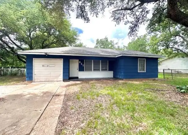 Property at 411 Frankie St, Wharton, TX, 77488, 2 beds, 1 bath, [object Object]