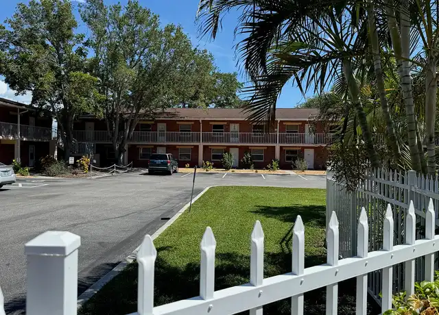 Property at Whitehall Garden - 3301 58th Ave S, Saint Petersburg, FL, 33712, 1-2 bed, 1-2 bath, [object Object]