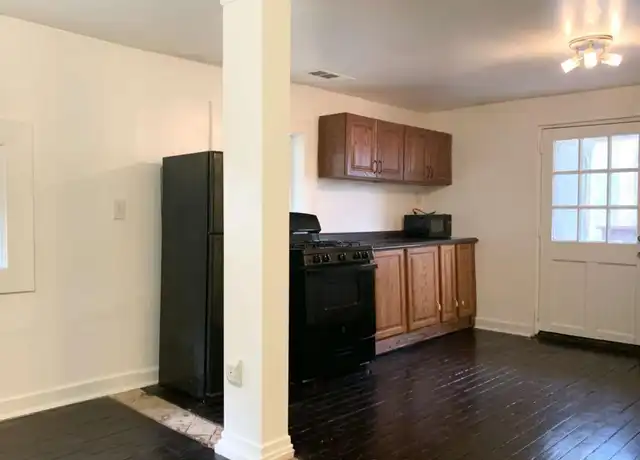 Property at 162 Ridgeland Ave, Decatur, GA, 30030, 2 beds, 1 bath, [object Object]