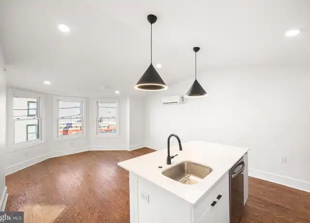 Property at 845 N Tatnall St Unit 202, Wilmington, DE, 19801, 1 bed, 1 bath, [object Object]