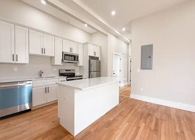 Property at 19 Maida Ter Unit 1, Hyde Park, MA, 02136, 2 beds, 1 bath, [object Object]