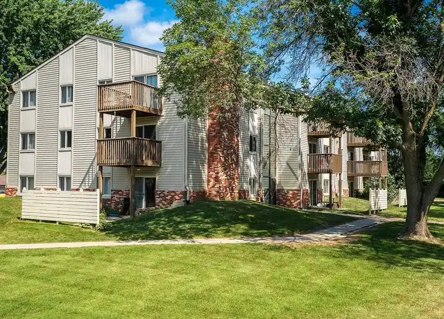 Property at Rochester Heights - 1515 41st St NW, Rochester, MN, 55901, 1-2 bed, 1-1.5 bath, [object Object]