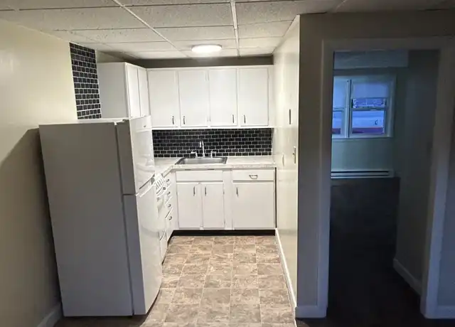 Property at 180 Andover St Unit 6, Andover, MA, 01810, 1 bed, 1 bath, [object Object]