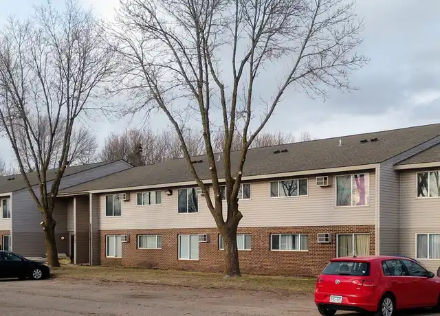 Property at 812 Hills Ave Unit N106, Jackson, MN, 56143, 1 bed, 1 bath, [object Object]