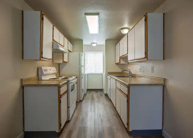 Property at Cascade Village Estacada - 710 N Broadway St, Estacada, OR, 97023, 2-3 beds, 1-2 bath, Contact for Price
