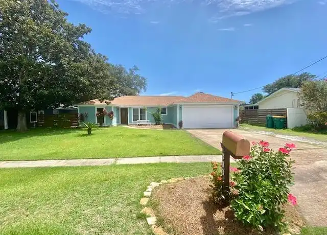 Property at 303 Primrose Cir, Destin, FL, 32541, 3 beds, 2 baths, [object Object]