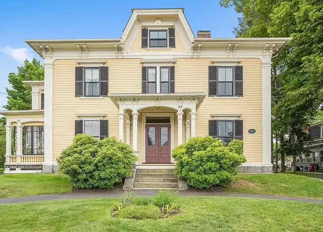 Property at 42 Highland St #2, Lowell, MA, 01852, 3 beds, 2 baths, [object Object]