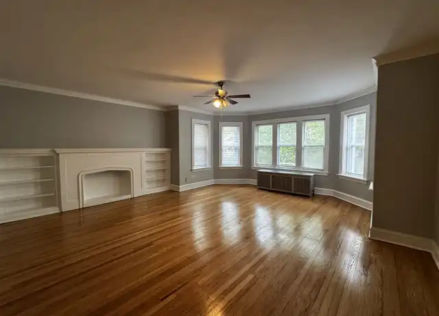 Property at 6437 N Leavitt St Unit 1S, Chicago, IL, 60645, 3 beds, 2 baths, [object Object]