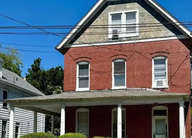 Property at 319 52nd St, Newport News, VA, 23607, 2 beds, 1 bath, [object Object]