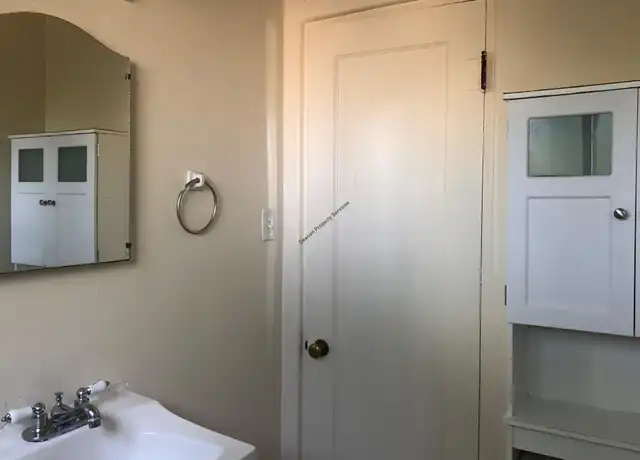 Property at 2816 Silver Ave SE Unit B, Albuquerque, NM, 87106, 1 bed, 1 bath, [object Object]