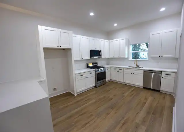 Property at 868 E 35th St, Houston, TX, 77022, 3 beds, 3.5 baths, [object Object]