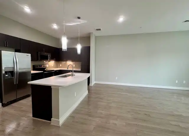 Property at 150 W Sam Houston Pkwy S Unit 1430, Houston, TX, 77042, 1 bed, 1 bath, [object Object]