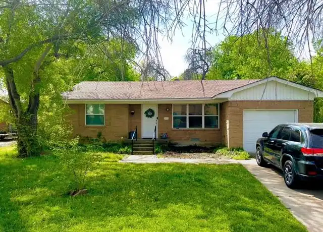 Property at 1813 Crescent St, Denton, TX, 76201, 3 beds, 1 bath, [object Object]