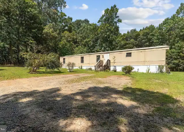 Property at 9037 Fox Run Dr, Spotsylvania, VA, 22551, 3 beds, 2 baths, [object Object]