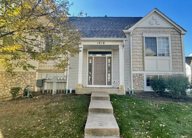 Property at 1918 Middlebury Dr, Aurora, IL, 60503, 2 beds, 1.5 baths, [object Object]