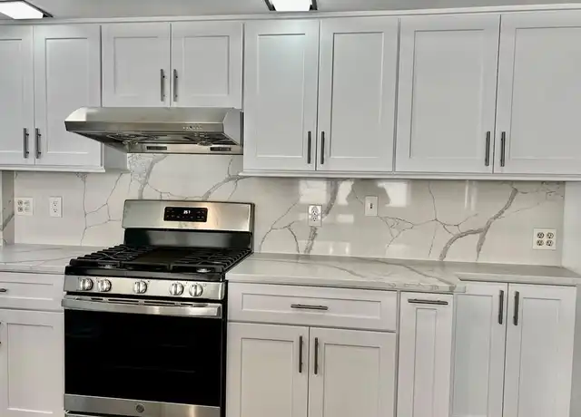 Property at 826 Oldfield Rd Unit 1Fl+Basement, Fairfield, CT, 06824, 2 beds, 1.5 baths, [object Object]