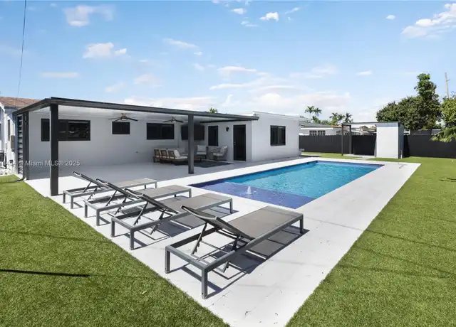 Property at 4165 W 5th Ln Unit 4165, Hialeah, FL, 33012, 3 beds, 2 baths, [object Object]