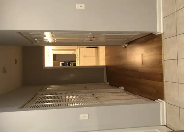 Property at 709 W 15th St, Chicago, IL, 60607, 1 bed, 1 bath, [object Object]