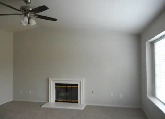 Property at 2211 W Sweet Ct, Visalia, CA, 93291, 3 beds, 2 baths, [object Object]