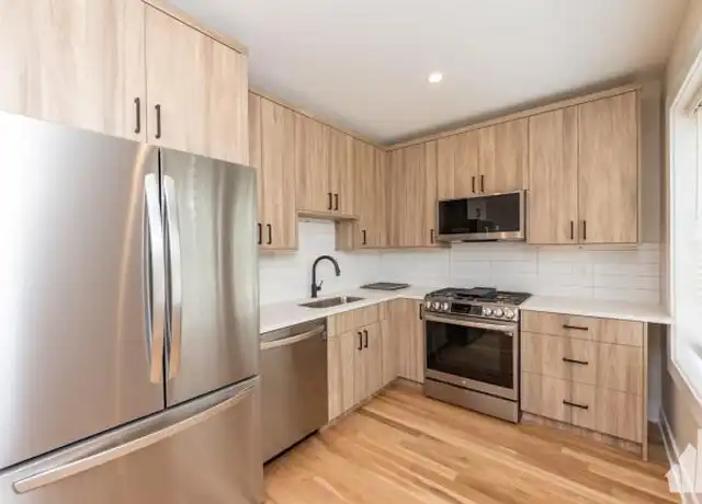 Property at 2017 W Ainslie St, Chicago, IL, 60625, 1 bed, 1 bath, [object Object]