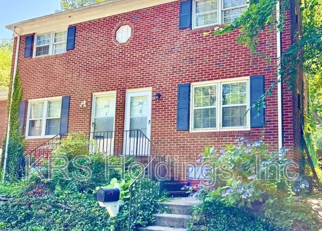 Property at 252 Old Lynchburg Rd Unit 2, Charlottesville, VA, 22903, 2 beds, 1 bath, [object Object]