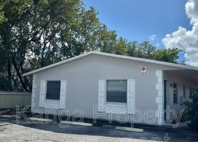 Property at 220 SW 8th St Unit 3, Fort Lauderdale, FL, 33315, 2 beds, 1 bath, [object Object]