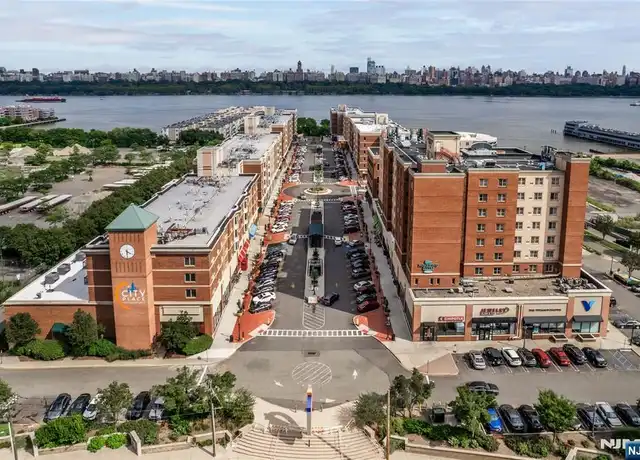 Property at 3117 City Pl Unit 3117, Edgewater, NJ, 07020, 1 bed, 1 bath, [object Object]