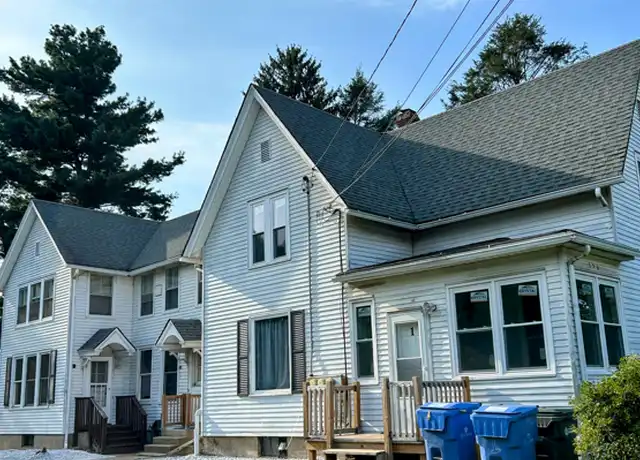 Property at 156 Union St Unit 1, Manchester, CT, 06042, 3 beds, 1 bath, [object Object]