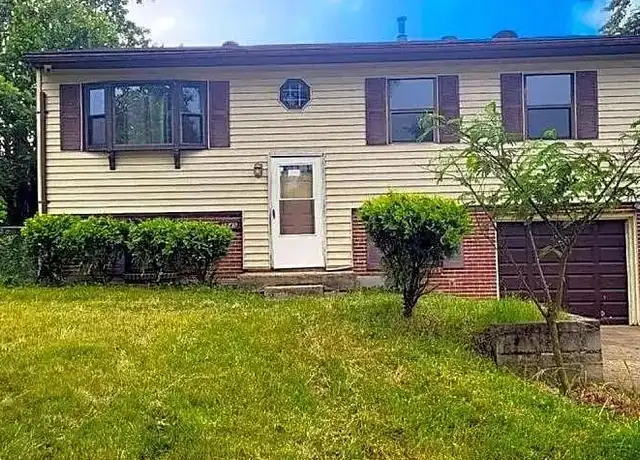 Property at 2845 Brampton Dr, Cincinnati, OH, 45251, 3 beds, 2 baths, [object Object]