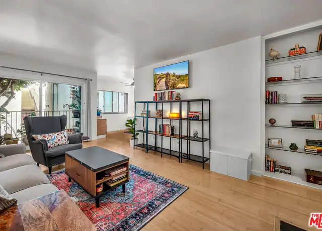 Property at 428 Hill St #3, Santa Monica, CA, 90405, 1 bed, 1 bath, [object Object]