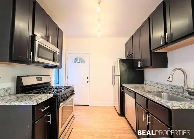 Property at 4040 N Ashland Ave Unit C1, Chicago, IL, 60613, 1 bed, 1 bath, [object Object]