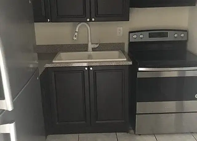 Photo of 5980 NW 16th Pl, Sunrise, FL 33313