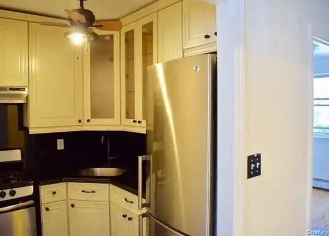 Property at 6901 Juniper Blvd S, Middle Village, NY, 11379, 2 beds, 1 bath, [object Object]