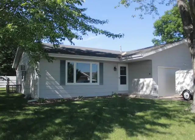 Property at 1712 Chumas Dr, Eau Claire, WI, 54701, 3 beds, 2 baths, [object Object]