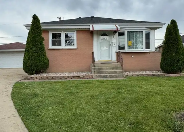 Property at 7847 W Gunnison St, Norridge, IL, 60706, 3 beds, 2 baths, [object Object]