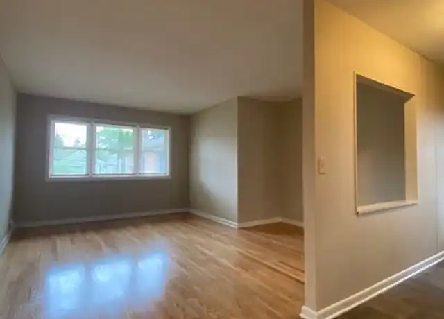 Property at 1327 E Colorado St Unit 1327-1, Milwaukee, WI, 53207, 1 bed, 1 bath, [object Object]