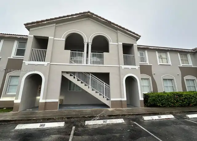 Property at 1661 SE 29th Ct #206, Homestead, FL, 33035, 2 beds, 2 baths, [object Object]