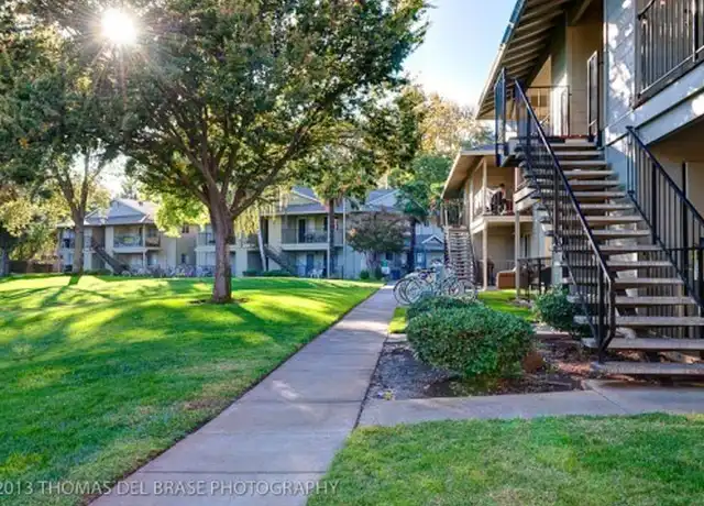 Property at 721 W 11th St, Chico, CA, 95928, 4 beds, 2 baths, [object Object]