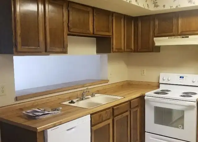 Property at 7531 Banner Ct, Colorado Springs, CO, 80920, 2 beds, 1.5 baths, [object Object]