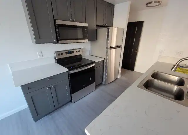 Property at 2771 S Mountain Vista St Unit B, Las Vegas, NV, 89121, 2 beds, 2 baths, [object Object]