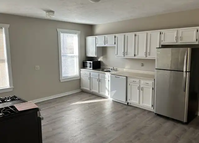 Property at 2 Main St Unit 3, Cherry Valley, MA, 01611, 3 beds, 1 bath, [object Object]