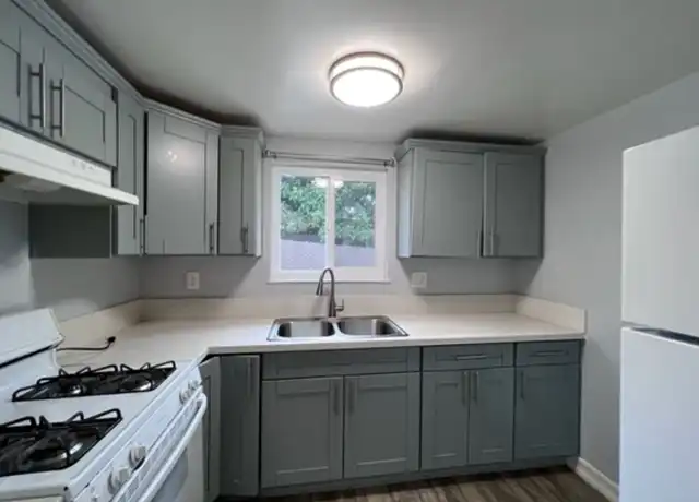 Property at 1574 N Broadway Unit 1574, Escondido, CA, 92026, 2 beds, 1 bath, [object Object]