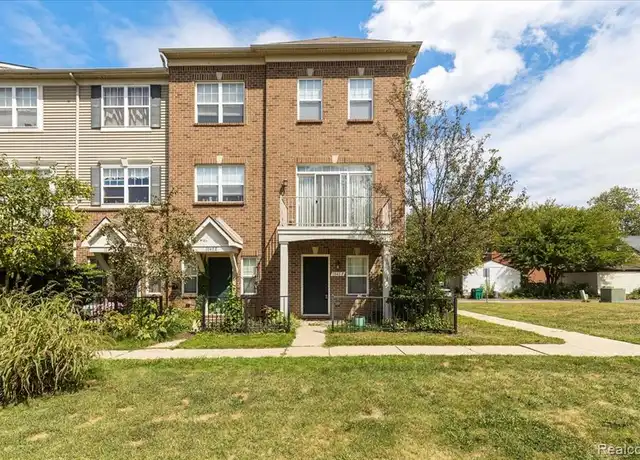 Property at 1048 Lakepointe St Unit F, Grosse Pointe Park, MI, 48230, 2 beds, 2.5 baths, [object Object]