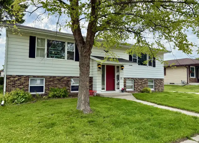 Property at 1621 N 35th St Unit B, Sheboygan, WI, 53081, 1 bed, 1 bath, [object Object]
