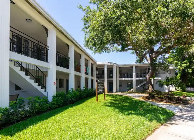 Property at 1200 Beach Dr NE Unit 07, St. Petersburg, FL, 33701, 1 bed, 1 bath, [object Object]